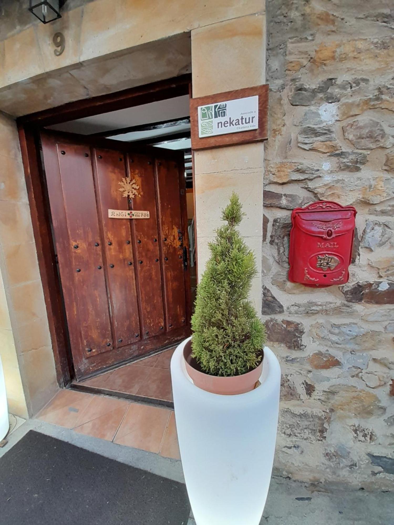 Urrezko Ametsa Guest House Sopuerta Luaran gambar