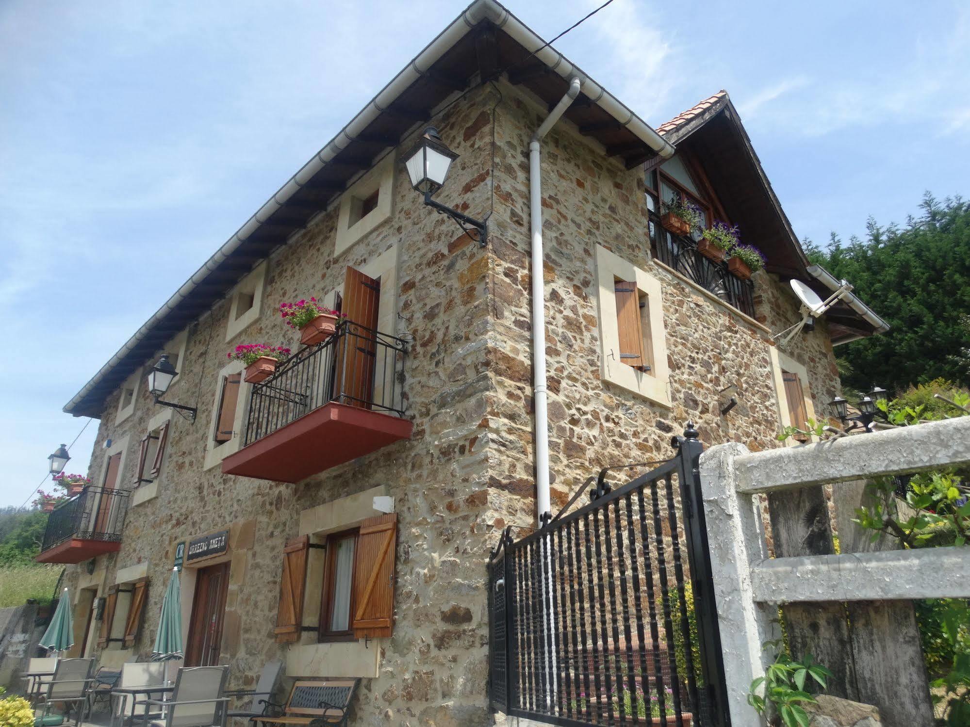 Urrezko Ametsa Guest House Sopuerta Luaran gambar
