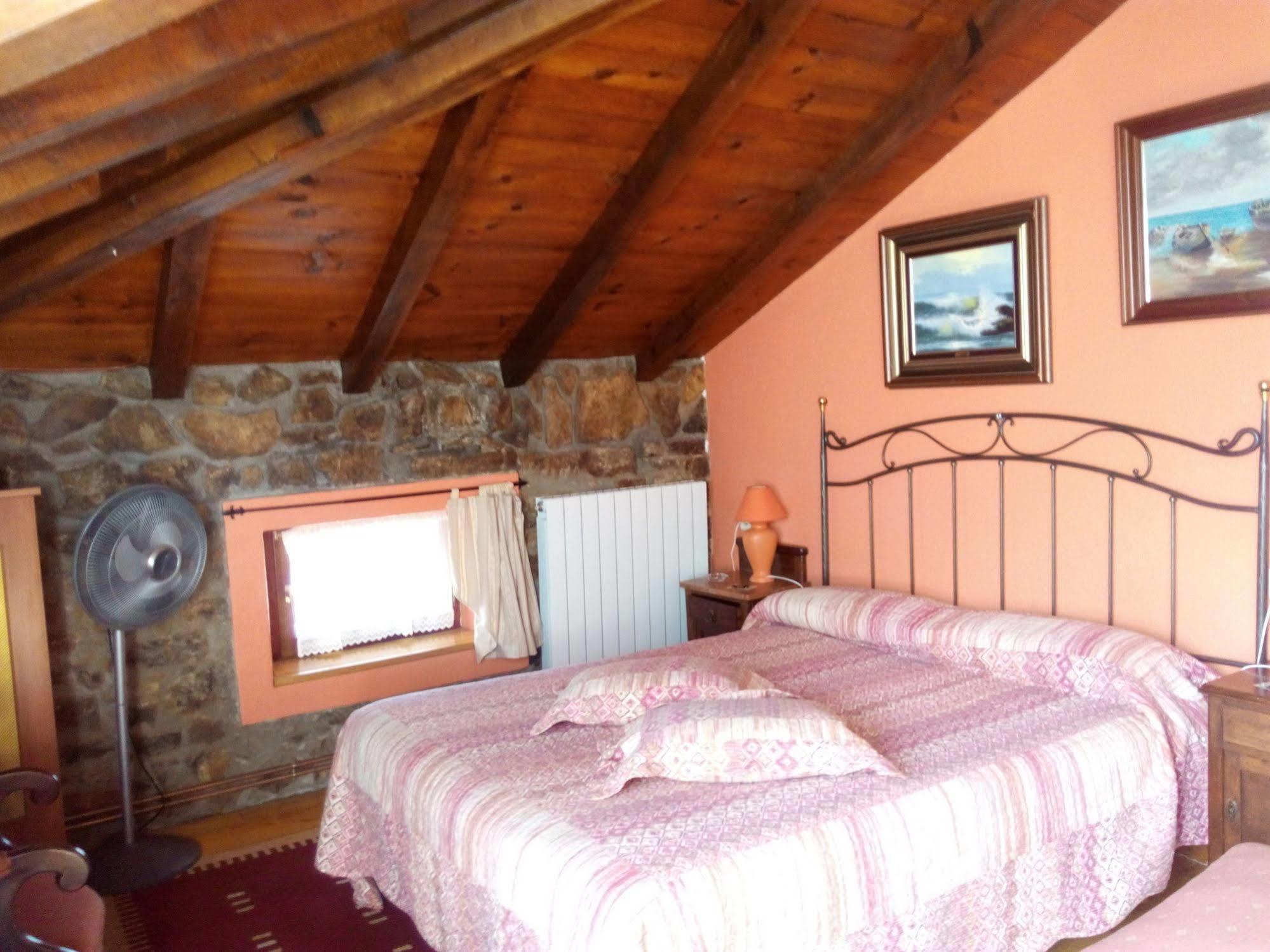 Urrezko Ametsa Guest House Sopuerta Luaran gambar